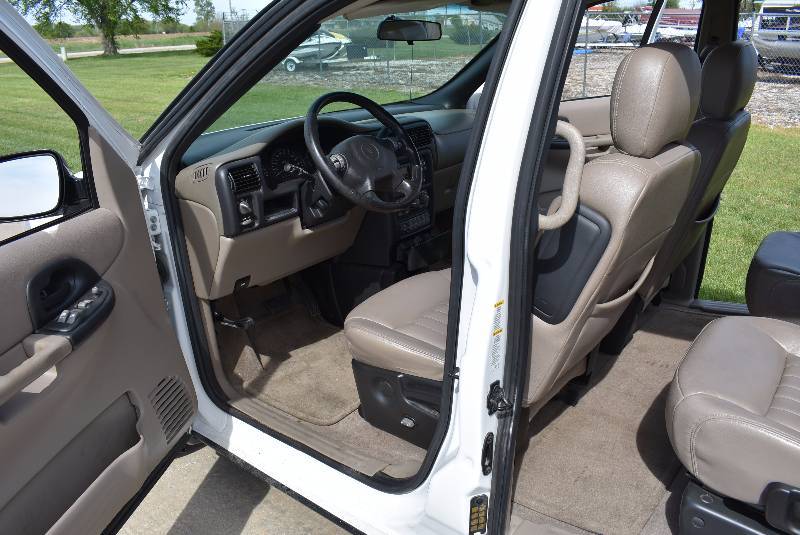 lot 1089 image: Very Clean Interior DO NOT BID Picture Lot Only