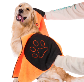 lot 20771 image: Large Pet Grooming Towel with Hand Pocket (Set of 3)