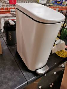 lot 5399 image: Small White Hands Free Trash Can