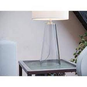 lot 1225 image: Kenroy Home White Lamp