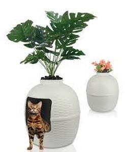 lot 2820 image: Hidden Litter Fake Plant Potter Cat Litter Box