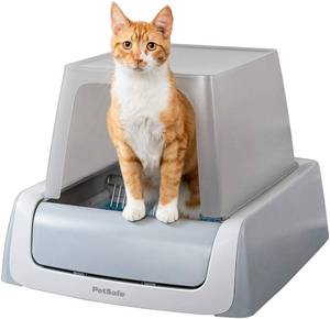 lot 62388 image: PetSafe ScoopFree Complete Plus Automatic Self Cleaning Covered Cat Litter Box - Front Entry - Gray