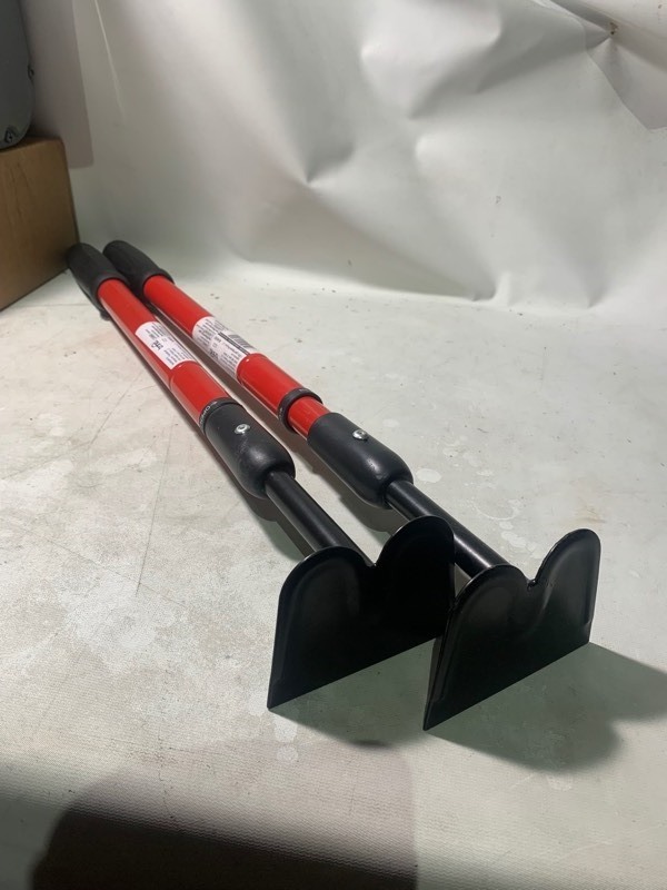 lot 179 image: 2 New Bond Extending Steel Garden Hoes (24 to 37)