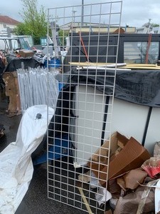 lot 44 image: 1 New Heavy Duty 6ft x 2ft Wire Mesh Panel