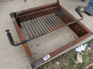 lot 23621 image: Awesome metal camp site style outdoor grill