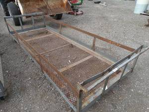 lot 23643 image: Large metal table cart on wheels