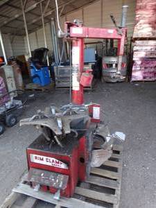lot 23648 image: Coats rim clamp 5060A tire machine