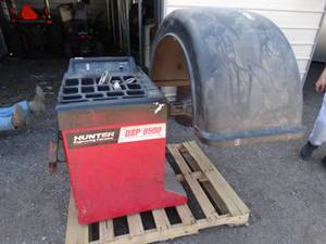 lot 23649 image: Hunter DSP 8500 wheel balancer