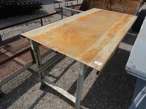 lot 23671 image: Heavy duty metal shop table