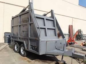 lot 23562 image: Custom commercial pull behind trash compactor trailer- Runscompacts