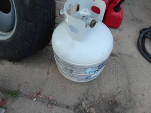 lot 23576 image: Blue rhino propane tank