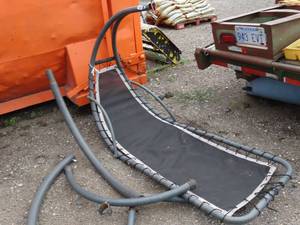 lot 23655 image: Hanging chair w frame