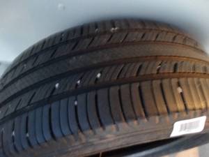 lot 23680 image: Tire Size - 21555R17
