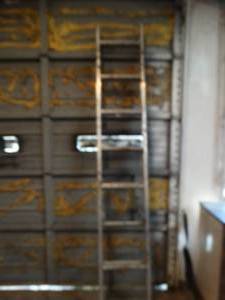 lot 23711 image: 16 Extension Ladder.