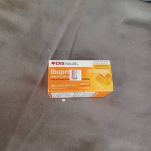 lot 77105 image: Cvs Health Ibuprofen 200 Count Pain Fever Reducer Coated Caplets Exp 52020