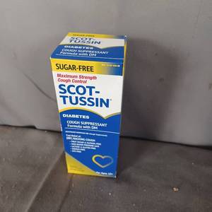 lot 77195 image: SCOT-TUSSIN Diabete Maximum Strength Cough Control 8 oz Exp 0423 DISTRESSED