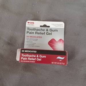 lot 77222 image: CVS HEALTH TOOTHACHE & GUM PAIN RELIEF GEL, 0.25 OZ