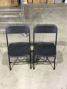 lot 5904 image: Set Of 2 Plastic Foldable Chairs