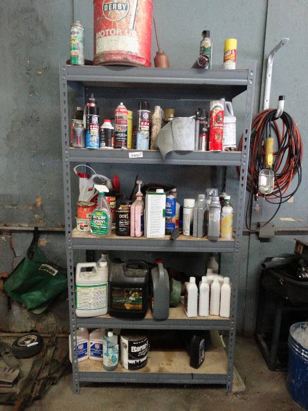 lot 455 image: Shelf & contents.
