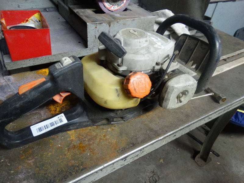 lot 475 image: Gas power hedge trimmer wwrench.