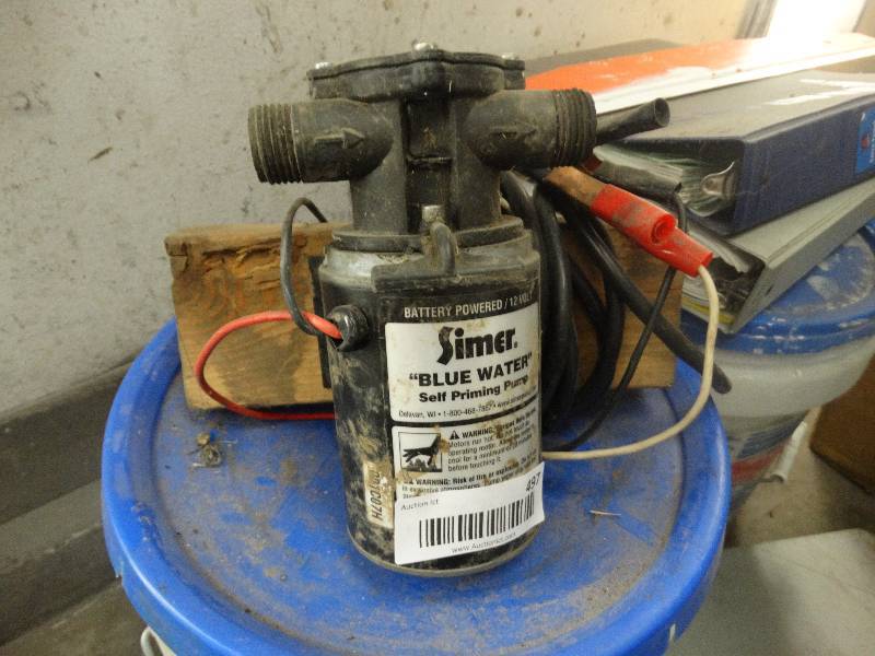 lot 497 image: Simer blue water self priming.