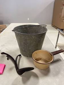 lot 64370 image: milkpail, granite pan, buggy step