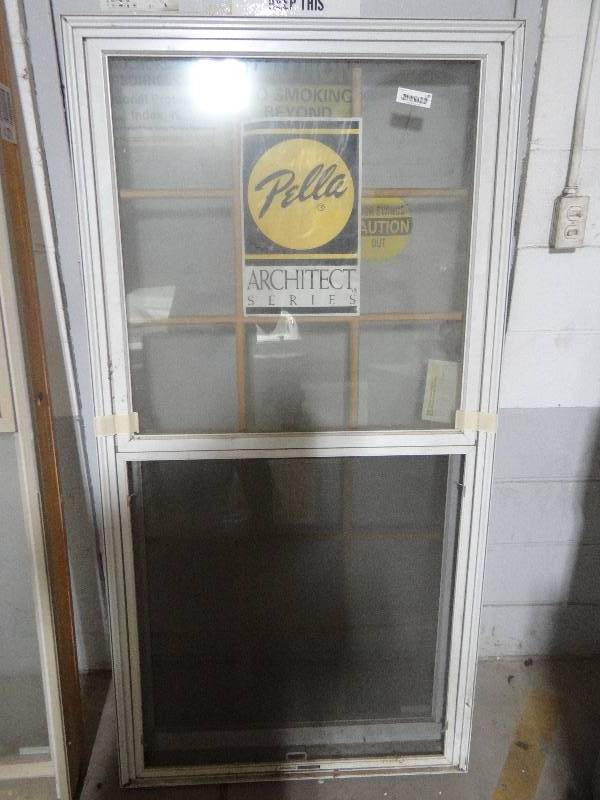 lot 109 image: Pella Architect series window.