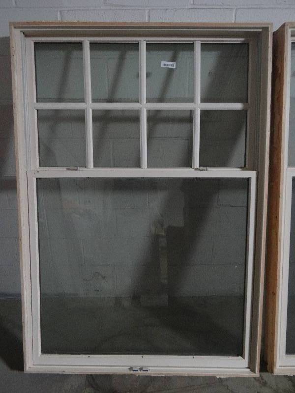 lot 137 image: Pella window.