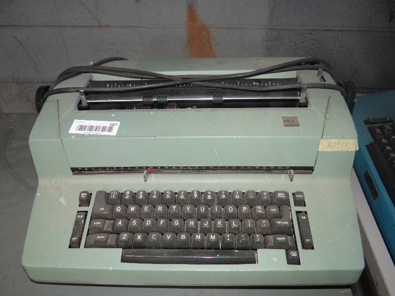 lot 187 image: IBM selectric II electric typewriter.