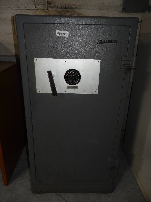 lot 197 image: Meilink safe.
