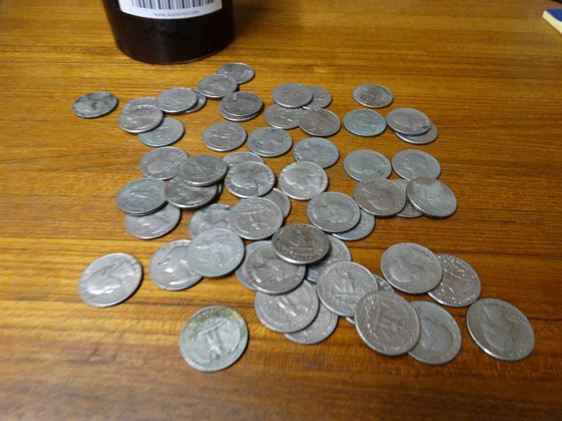 lot 514 image: Lot of 58 various quarters - late 60s to early 80s includes lidded pottery jar.