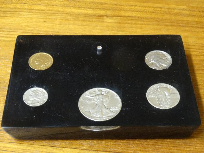 lot 545 image: Silver coins in lucite - 1903, 1943, 1925, 1936.