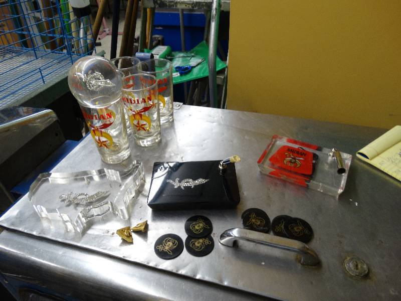 lot 570 image: Lot of midian shrine items.