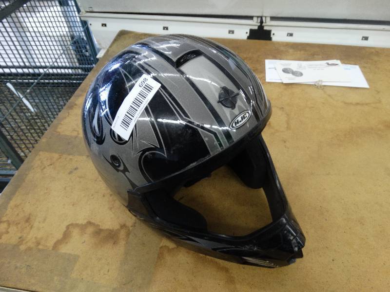 lot 698 image: HJC motorcycle helmet.