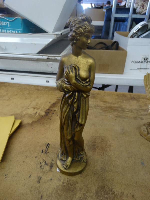 lot 702 image: Women Peice To A 1970s Oil Lamp.
