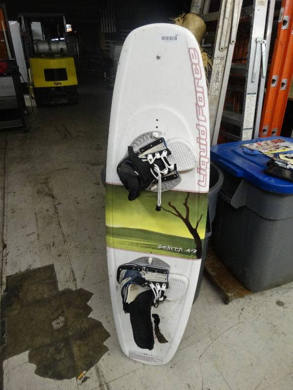 lot 116 image: Liquid force search 43 wakeboard