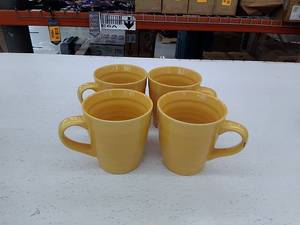 lot 11943 image: Retail - $22.00 Overandback Rings Mugs Set of 4, 1 handle chipped
