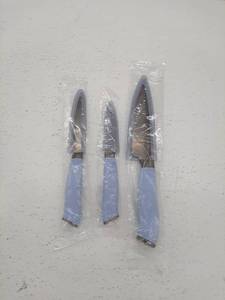 lot 11950 image: Retail - $36.25 Cooks Essentials 3-Piece Japanese Steel Knife Set