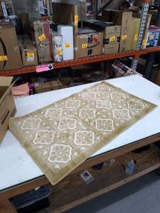 lot 12092 image: Retail - $37.00 Nourison Diamond Damask 39x24 Washable Slice Rug, Khaki