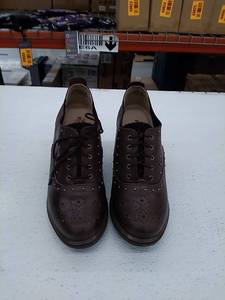 lot 11957 image: Dromedaris womens Gaby shoes, size 6.5