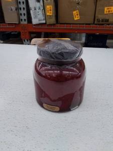 lot 12139 image: Keepers of the Light Wild Berry Crumble 34oz candle, ONLY 1 CANDLE