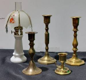 lot 38353 image: Brass & Glass Candle Holders