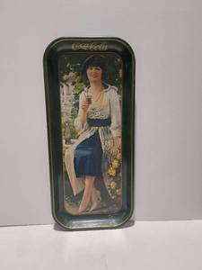 lot 38373 image: Vintage Coca-Cola Serving Tray