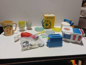 lot 38378 image: Kitchen type Toys