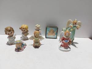 lot 38392 image: Mix of 8 Angel Items