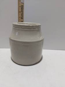 lot 38403 image: Small Crock with Lid