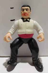 lot 38060 image: Dick Tracy, Lips Manus - Coppers And Gangsters Vintage Posable Loose Action Figure Playmates 1990