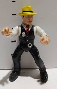 lot 38063 image: Dick Tracy - Coppers And Gangsters Vintage Posable Loose Action Figure Playmates 1990