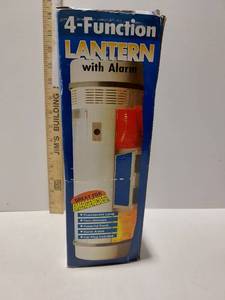 lot 38260 image: 4-Function Lantern