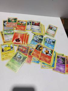 lot 38279 image: Large Lot of Pok�mon Cards